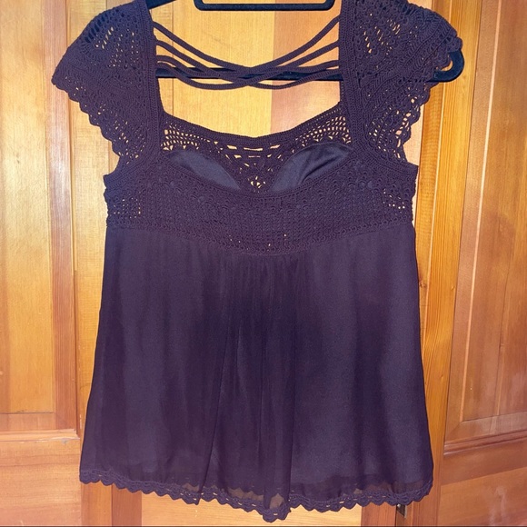 NWT BCBG Briwn Crochet Top - Picture 2 of 2